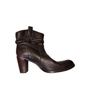 90s Brown Leather Slouch Ankle Boots Women's 8 Western Boho Casual Retro Vintage